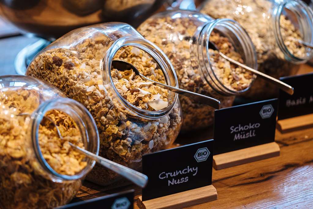 Motel One Bonn-Beethoven Restaurant bilde