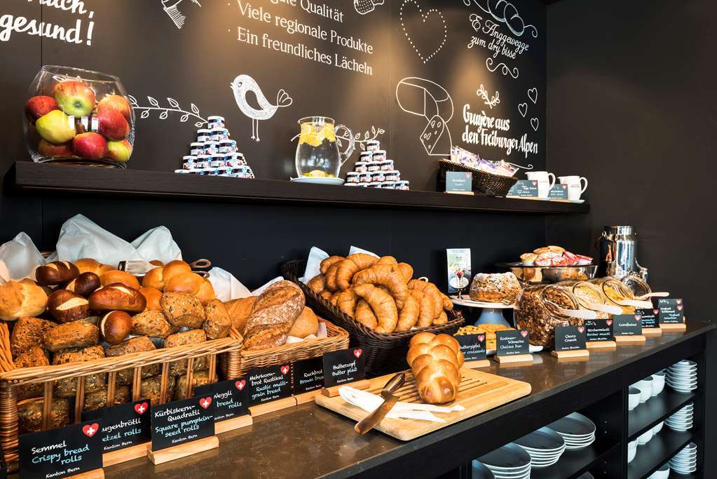 Motel One Bonn-Beethoven Restaurant bilde